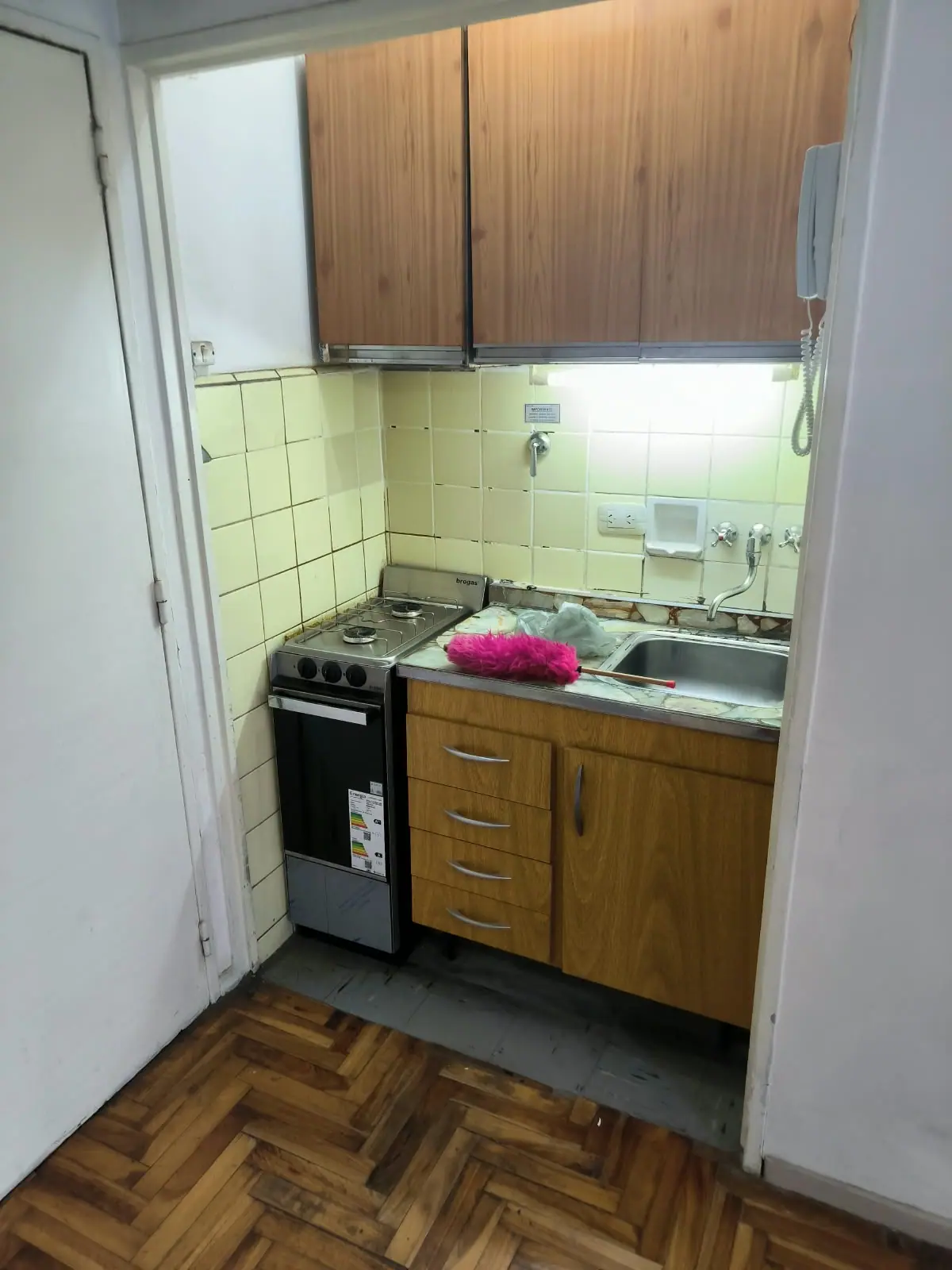 La misma cocina de Balvanera antes de la remodelación